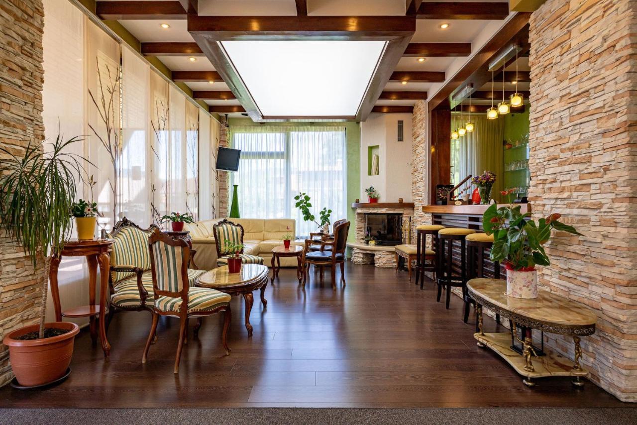 Casa Freya Ξενοδοχείο Buşteni Εξωτερικό φωτογραφία